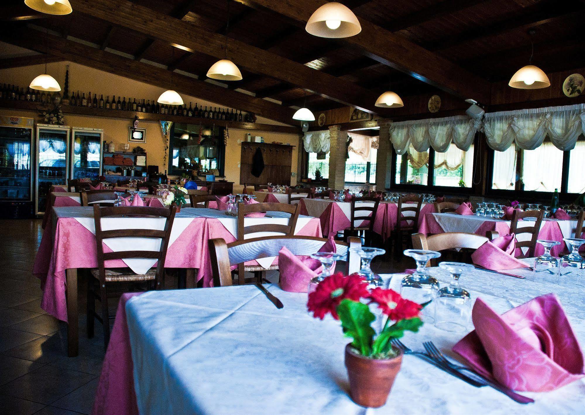 Hotel Dei Tartari Guidonia Montecelio ภายนอก รูปภาพ